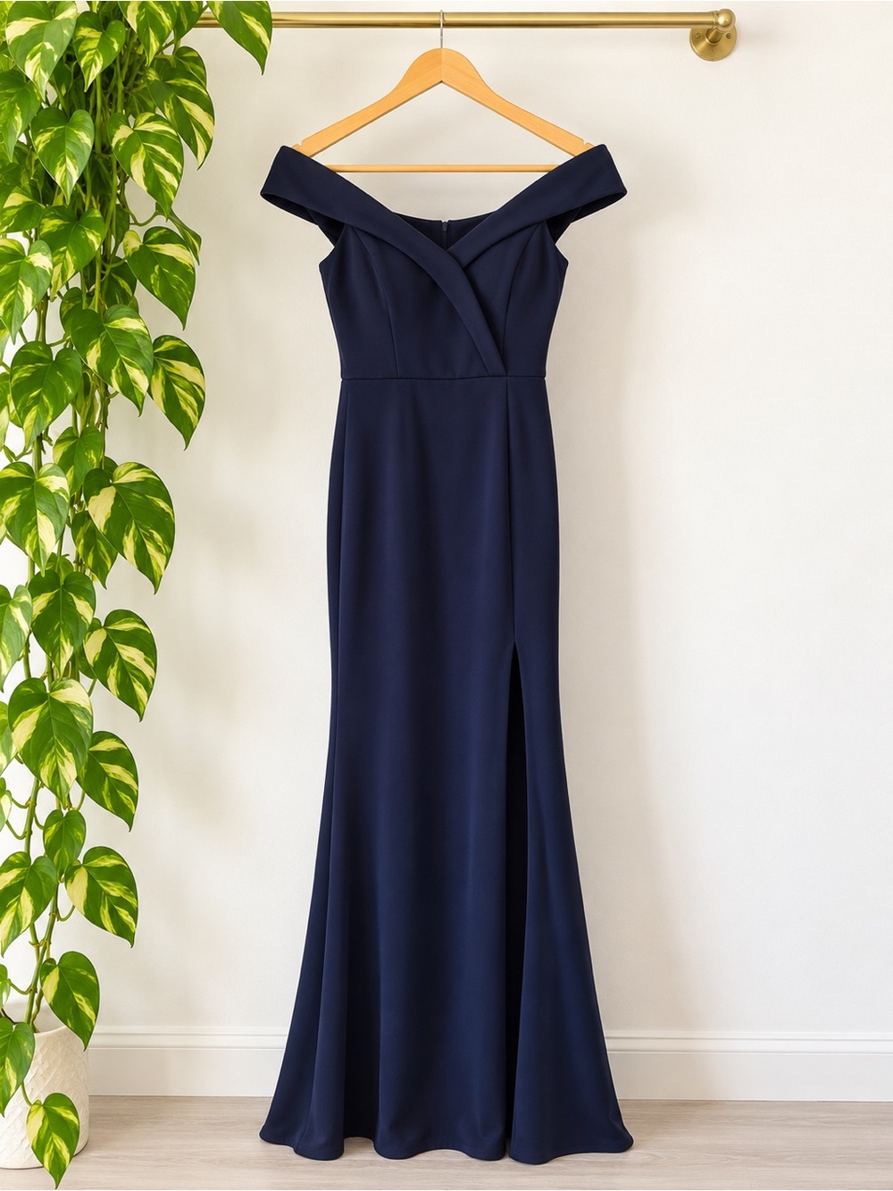 Speechless Navy Off Shoulder Formal Maxi Gown Side Slit Size 3